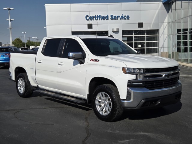 2019 Chevrolet Silverado 1500 LT photo 3