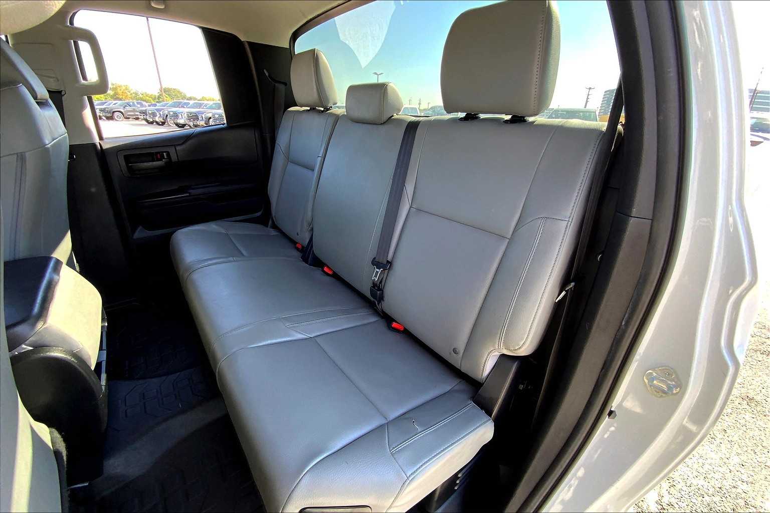 2021 Toyota Tundra SR5 Grade photo 18