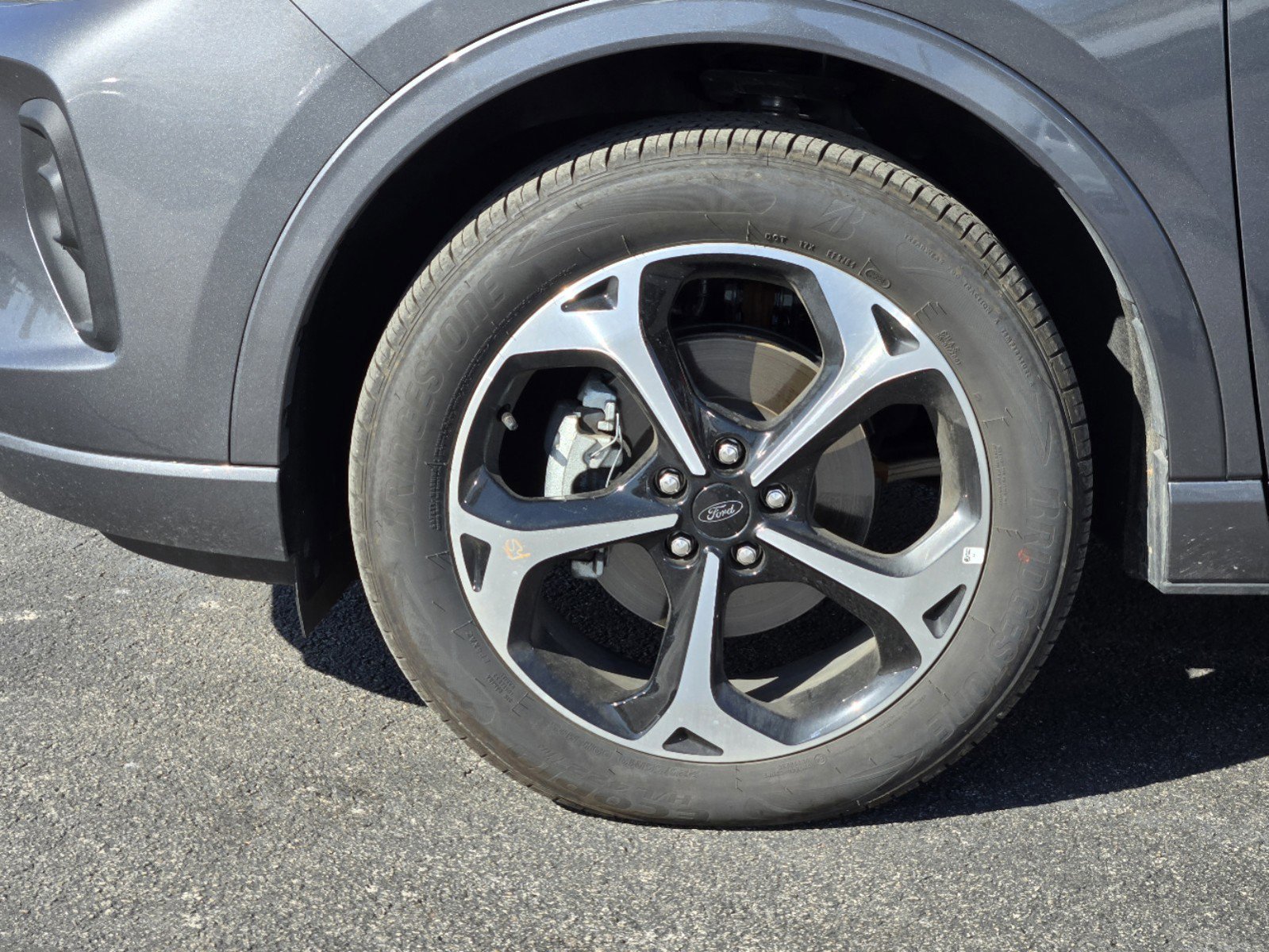 New 2024 Carbonized Gray Metallic Ford ST-Line Select image 7