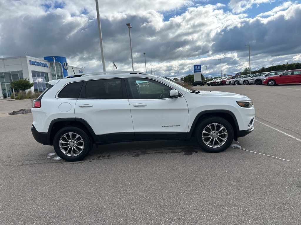 2021 Jeep Cherokee Latitude Lux photo 5