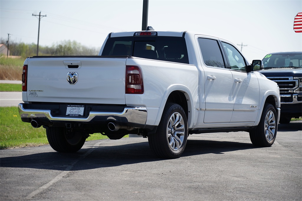 2023 Ram 1500 Limited photo 3