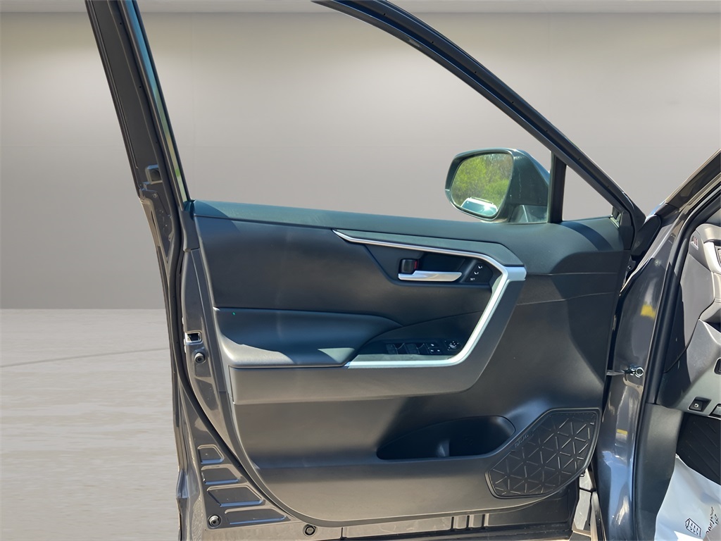 2023 Toyota RAV4 Hybrid XLE Premium photo 26