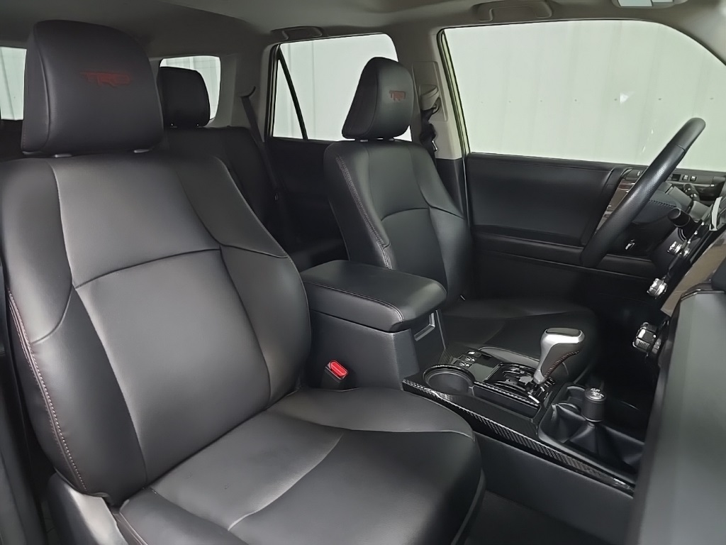 2022 Toyota 4Runner TRD Pro photo 13
