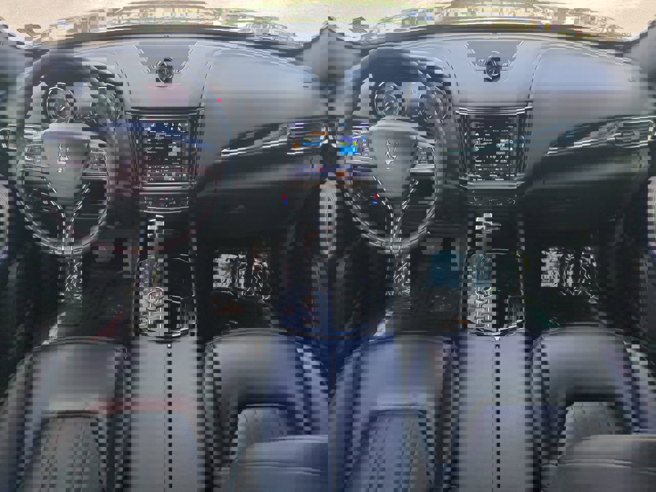 2022 Maserati Levante GT photo 14