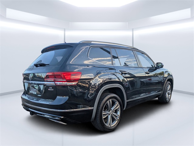 2019 Volkswagen Atlas V6 SE Technology R-Line photo 2