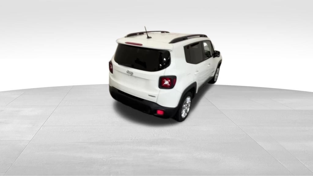 2017 Jeep Renegade Latitude North Edition photo 4
