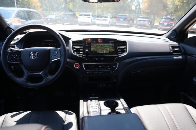 2025 Honda Passport TrailSport photo 24