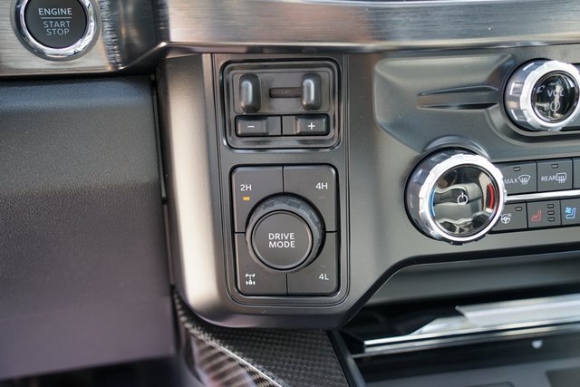 2025 FORD F-350 - Image 39