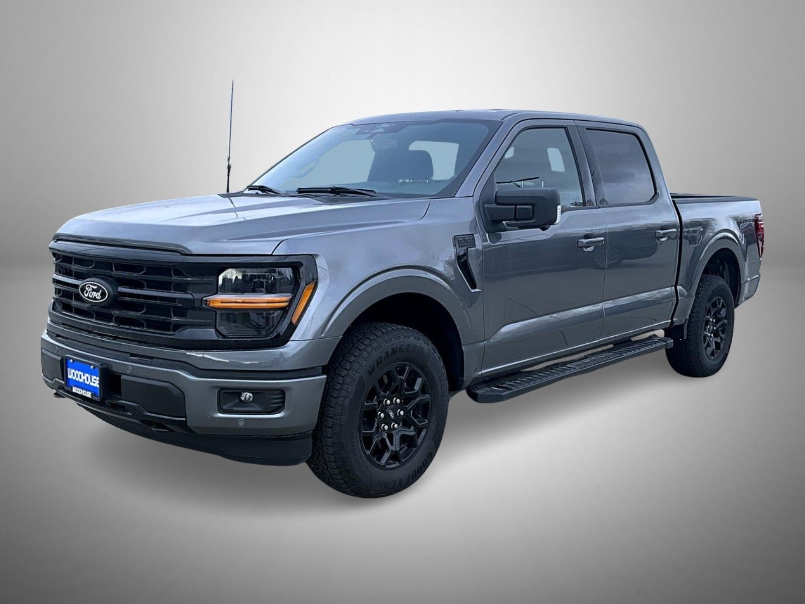 2025 Ford F-150 XLT's photo