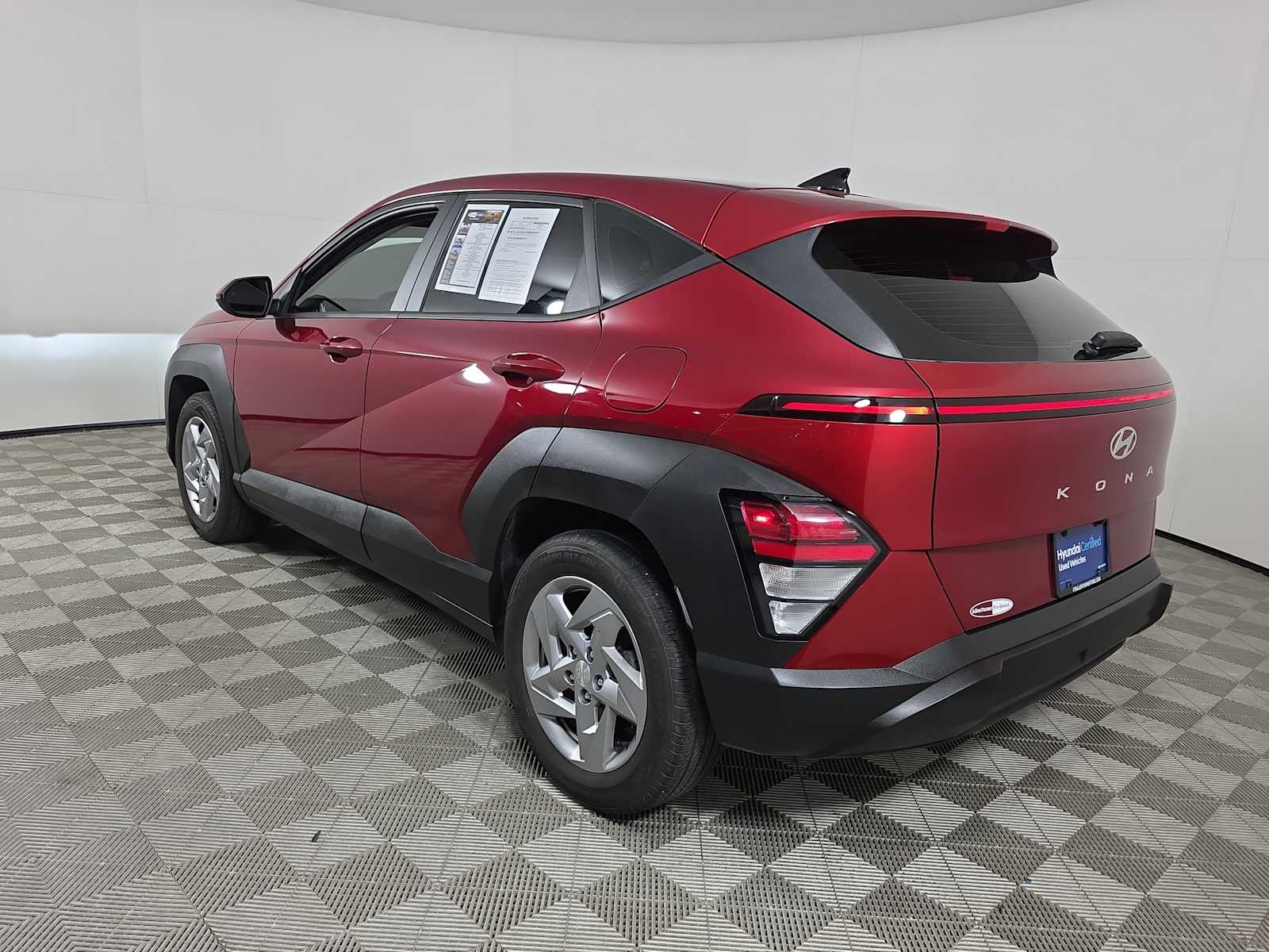 2024 Hyundai Kona SE photo 4