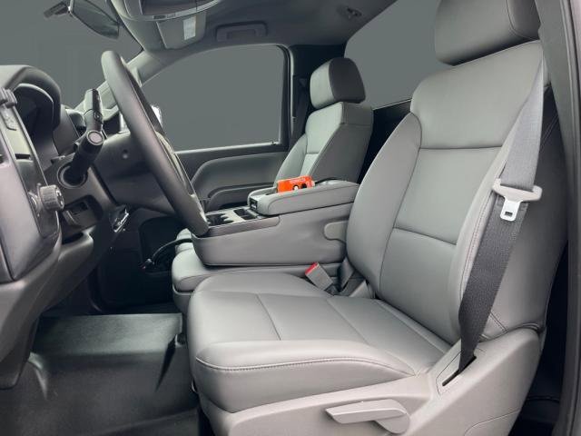 2024 Chevrolet Silverado 4500HD Work Truck photo 4