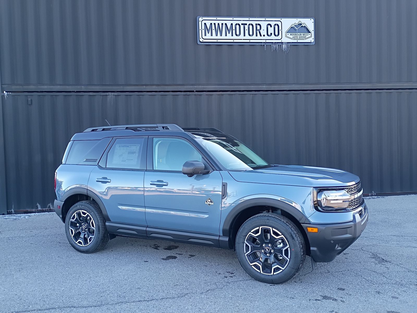 2025 Ford Bronco Sport Outer Banks's photo