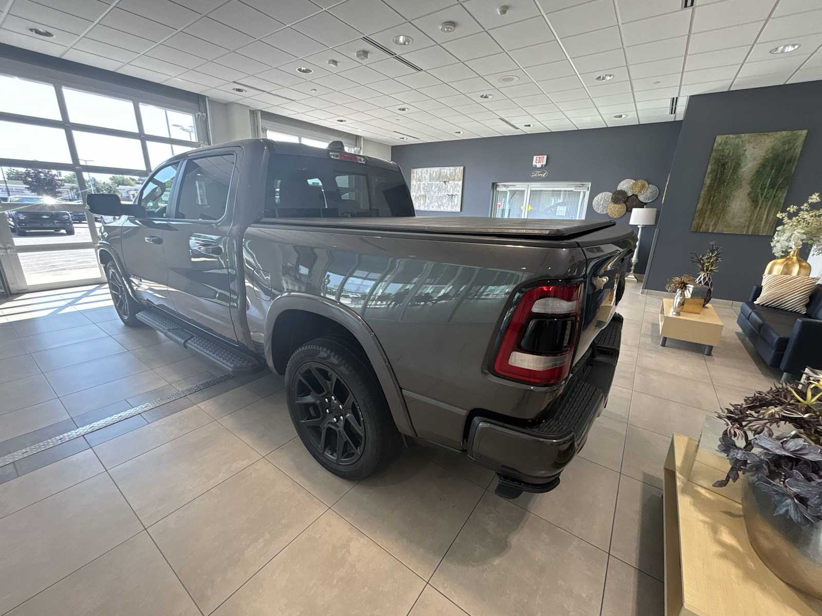 2022 Ram 1500 Laramie photo 4
