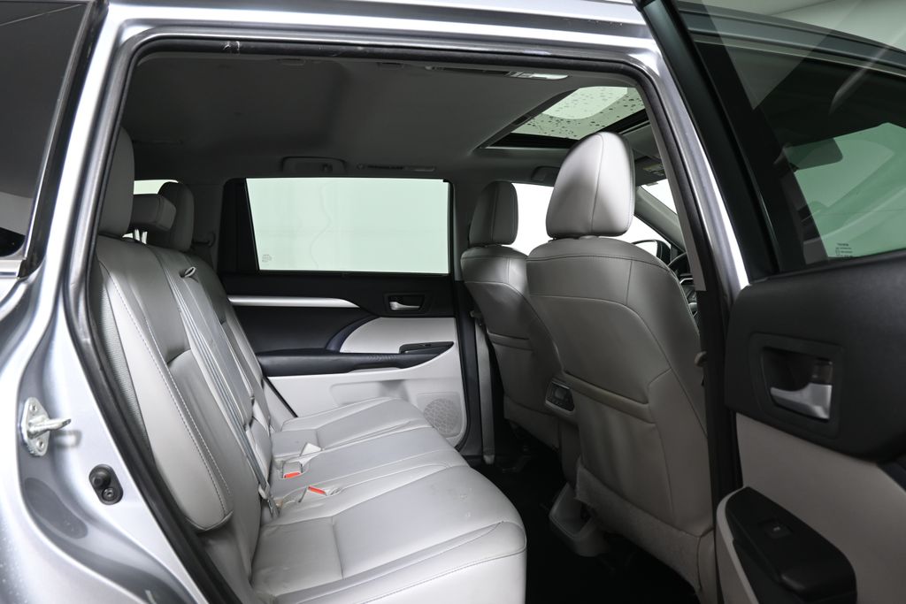 2015 Toyota Highlander Base Hybrid photo 27
