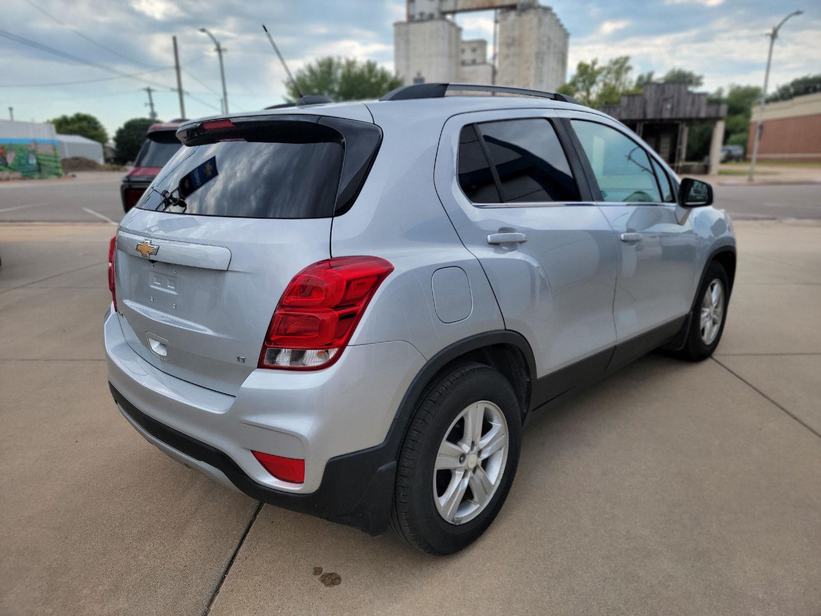 2020 Chevrolet Trax LT photo 4