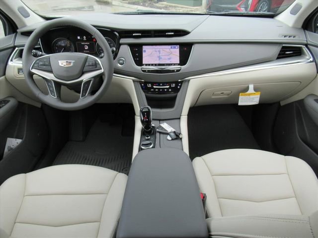 2025 Cadillac XT5 Premium Luxury photo 12