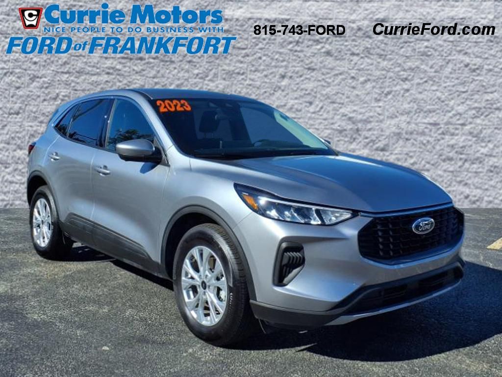 2023 FORD ESCAPE - Image 1