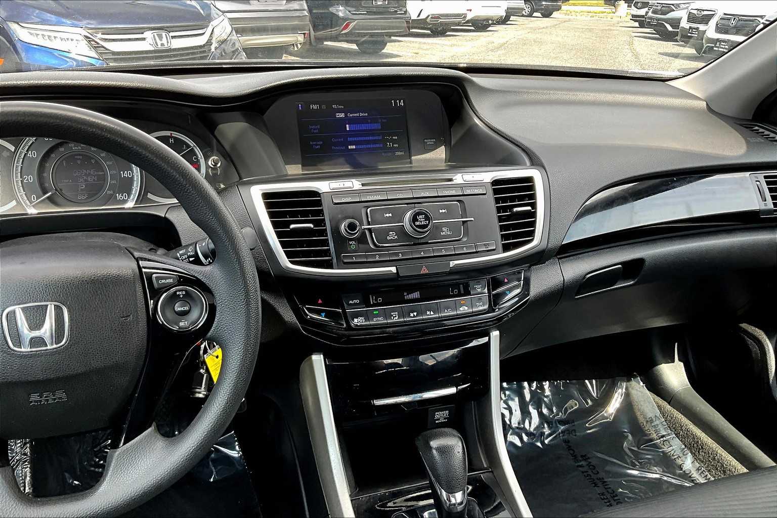 2016 Honda Accord LX photo 5