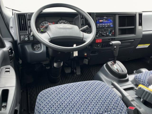 2024 Chevrolet Silverado photo 4