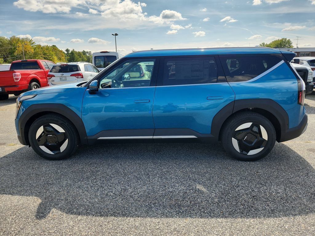 2026 Kia EV9 Wind photo 4
