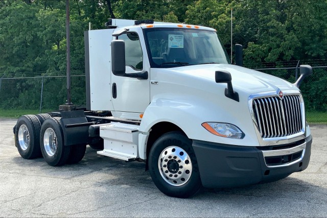 Pre-Owned 2019 International LT625 6x4 Day Cab