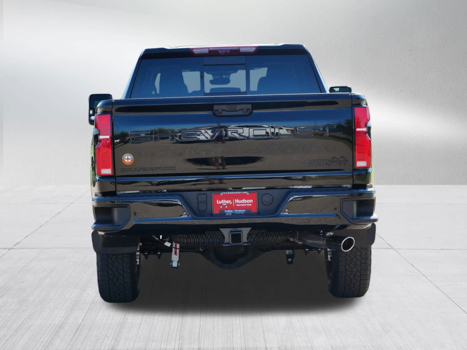 2026 Chevrolet Silverado 3500HD High Country photo 4