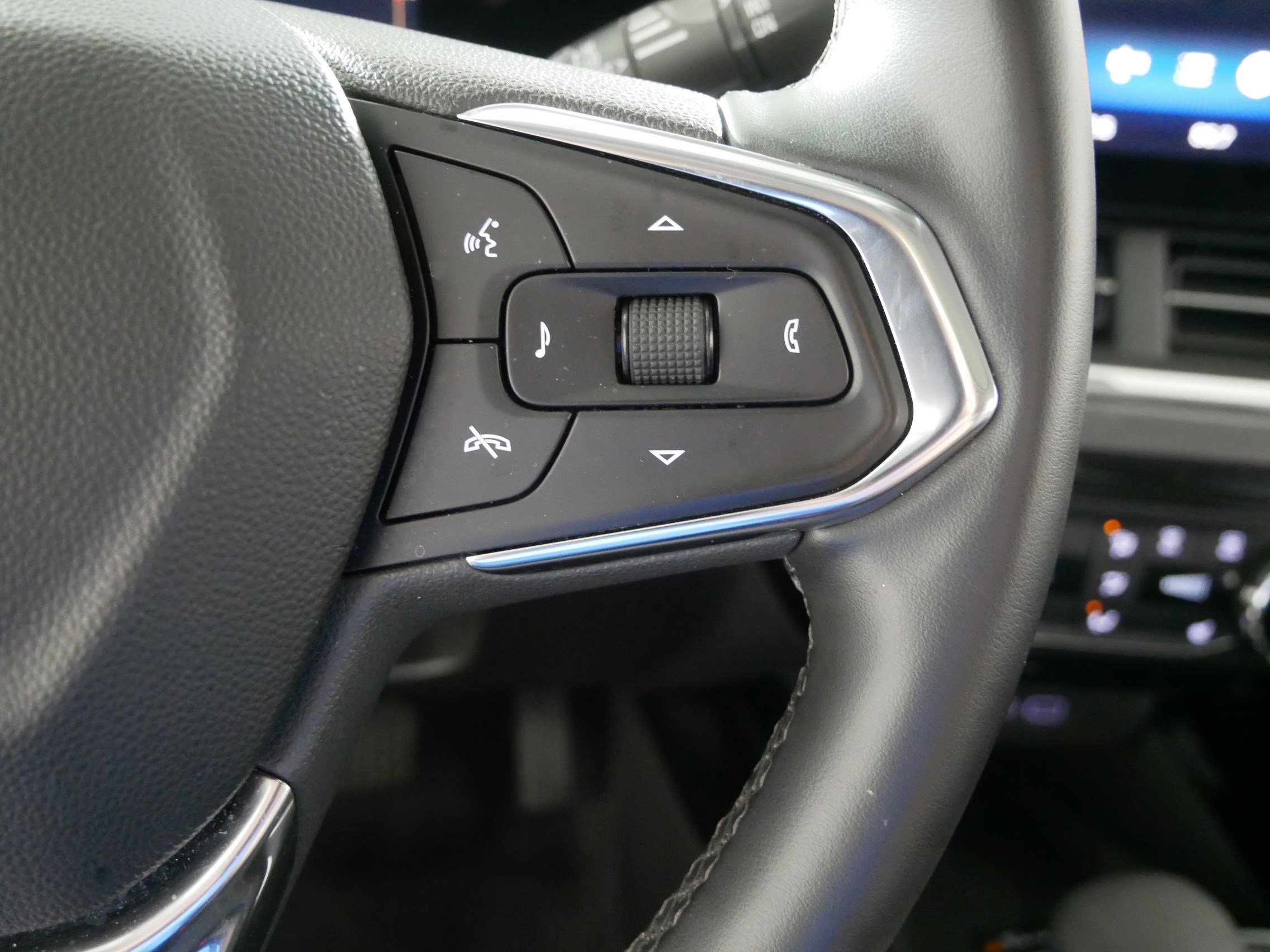 2024 Chevrolet Trax ACTIV photo 26