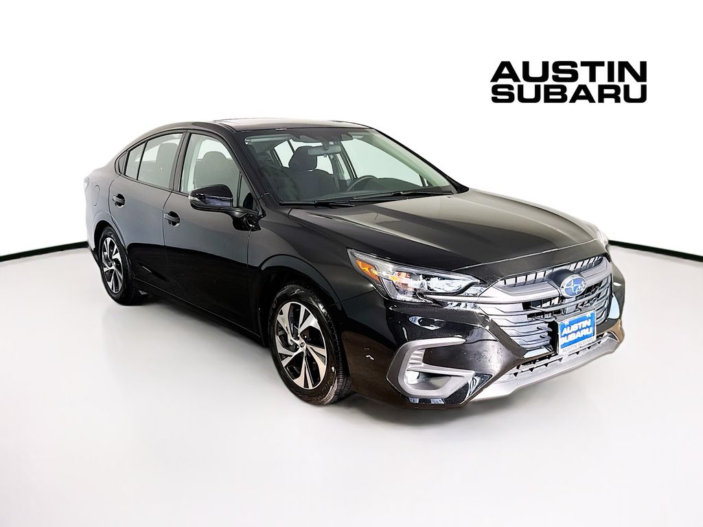 2025 Subaru Legacy Premium's photo