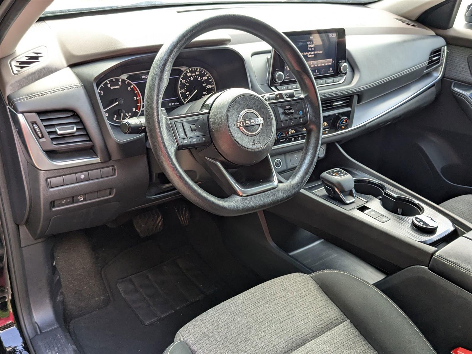 2023 Nissan Rogue SV photo 15