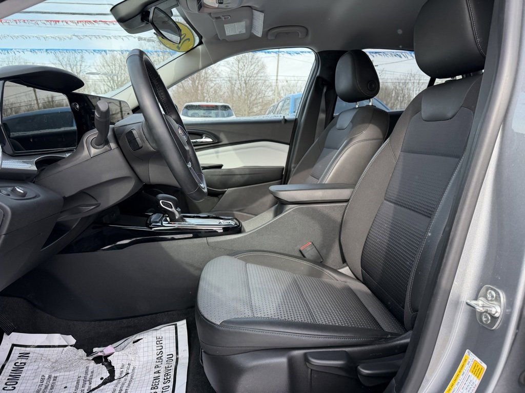 Used 2024 Chevrolet Trax LT with VIN KL77LHE26RC220976 for sale in Wellington, OH