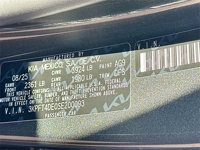 2025 Kia K4 LX photo 28