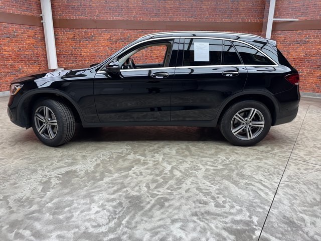 2022 Mercedes Benz GLC 300 4MATIC photo 2
