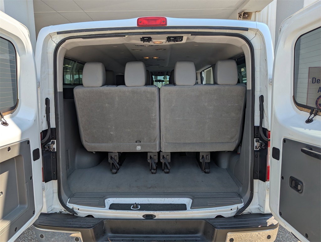 2019 Nissan NV3500 photo 24