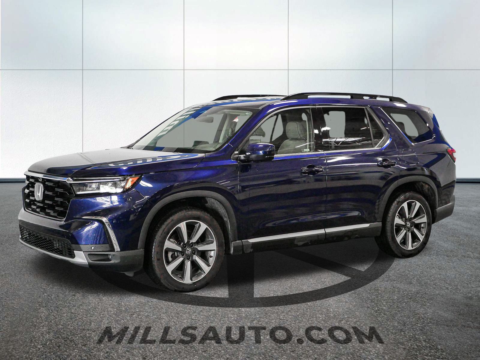 Used 2023 Honda Pilot Elite with VIN 5FNYG1H84PB056839 for sale in Baxter, Minnesota