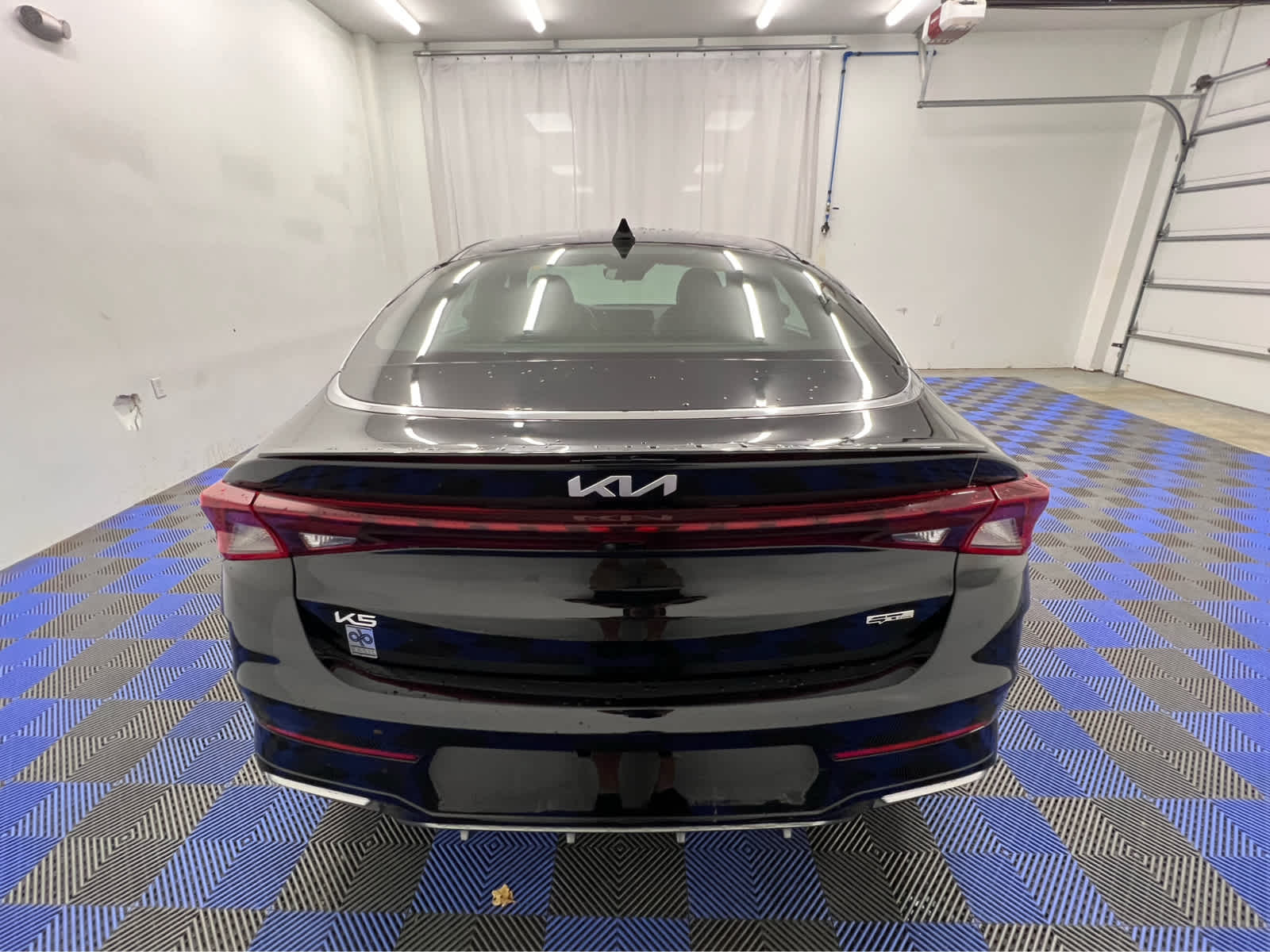 2024 Kia K5 GT-Line photo 11