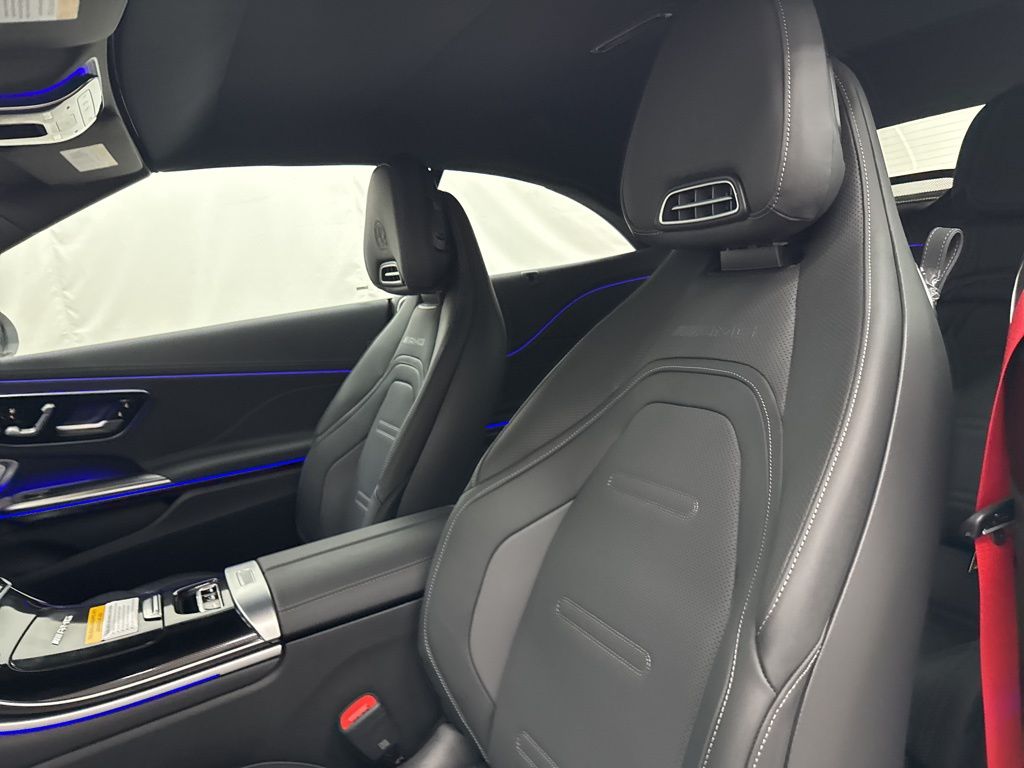 2026 Mercedes Benz CLE AMG 53 4MATIC photo 4