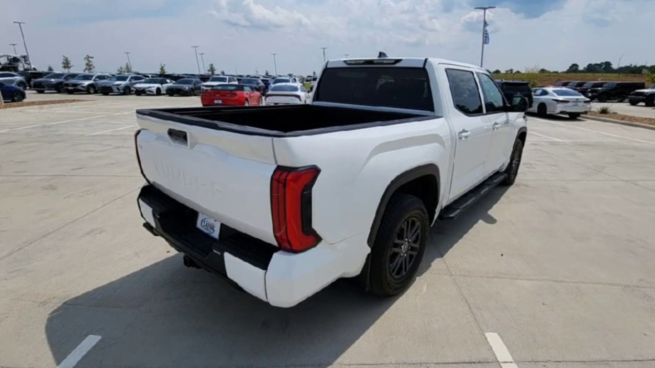 2024 Toyota Tundra SR5 photo 33