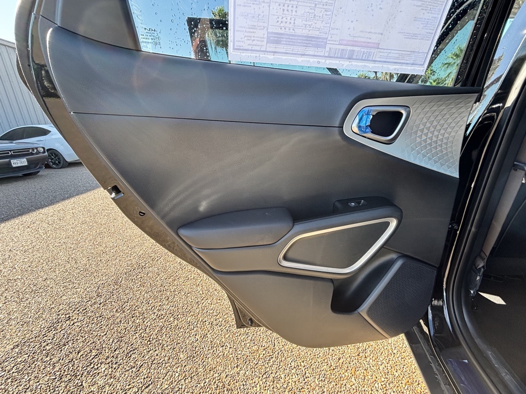2025 Kia Soul S photo 15