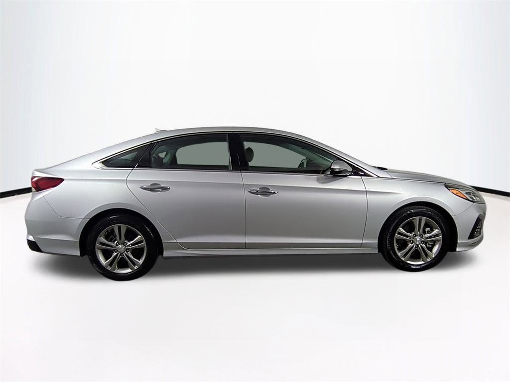 2019 Hyundai Sonata Limited photo 4