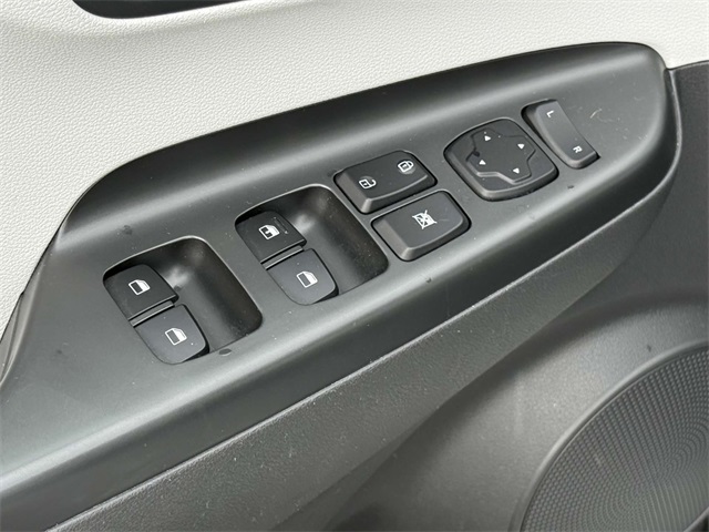 2023 Hyundai Kona SE photo 22