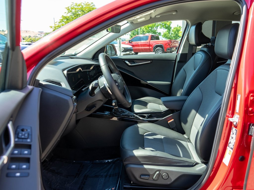 2024 Kia Niro EX photo 10