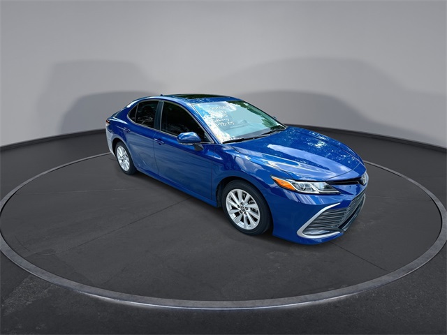 2023 Toyota Camry LE photo 2