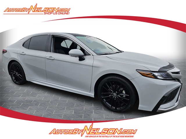 2023 Toyota Camry XSE's photo