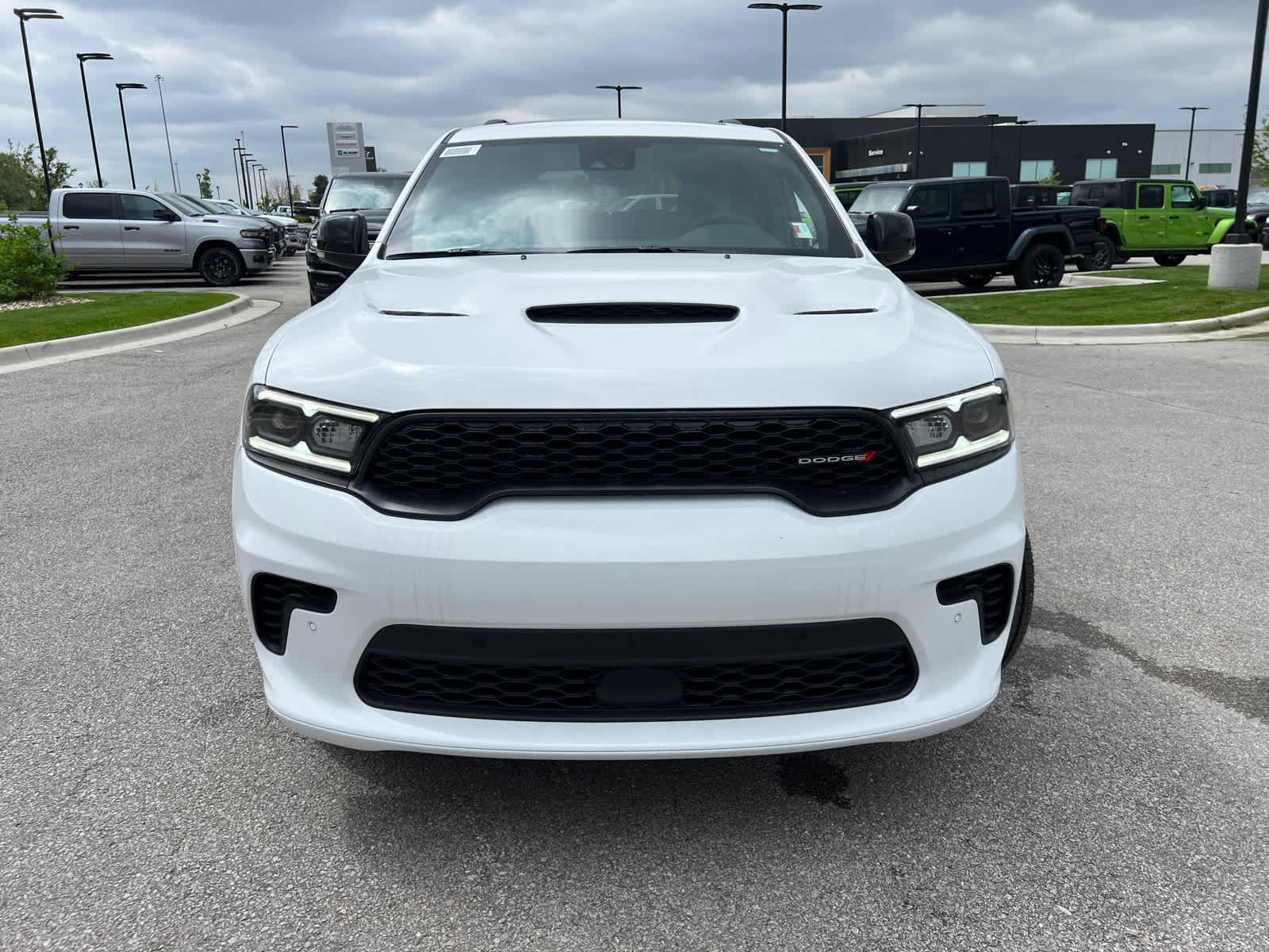 2025 Dodge Durango R/T Plus photo 4