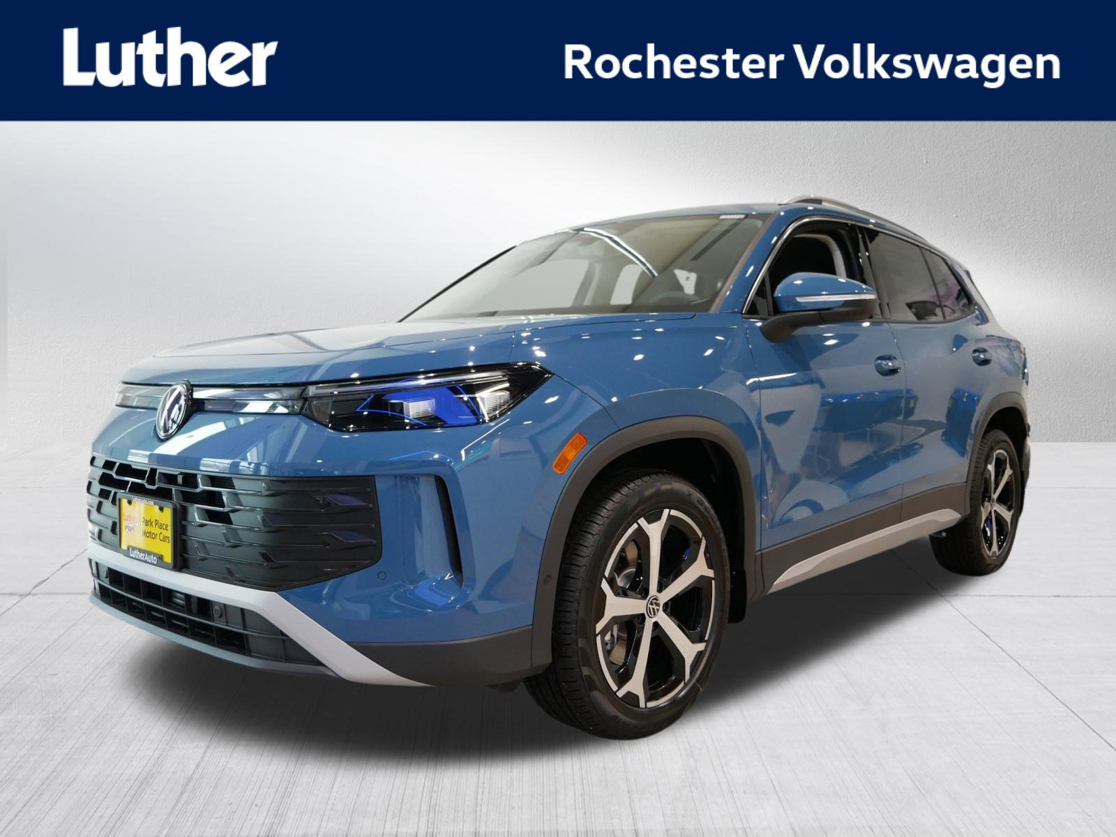 2026 Volkswagen Tiguan SE's photo