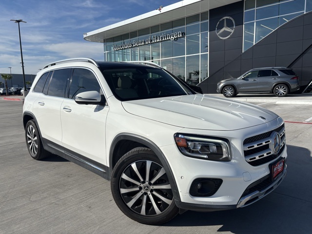 2023 Mercedes-Benz GLB Base's photo