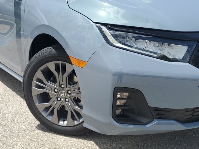 2026 Honda Odyssey Touring photo 2