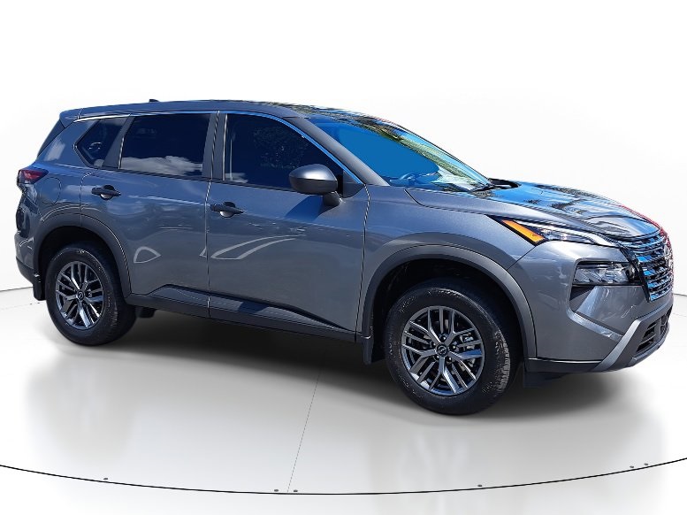 2026 Nissan Rogue S photo 2