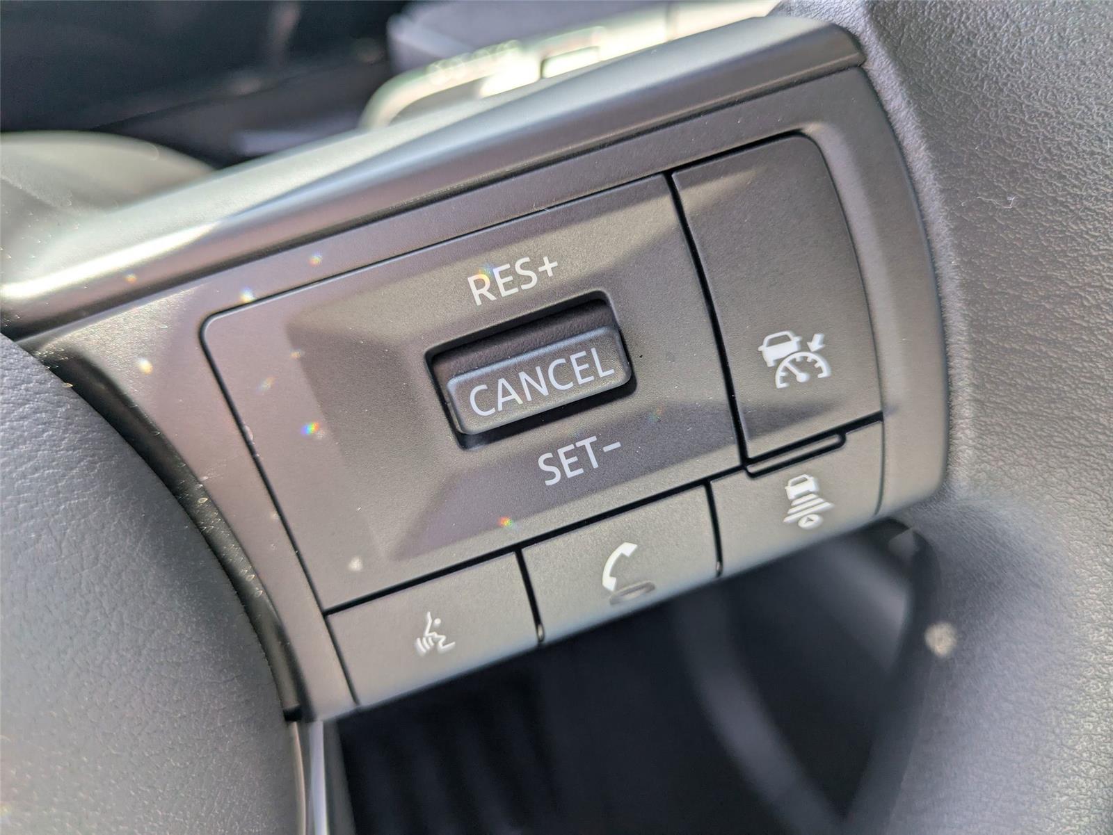 2026 Nissan Kicks SV photo 15