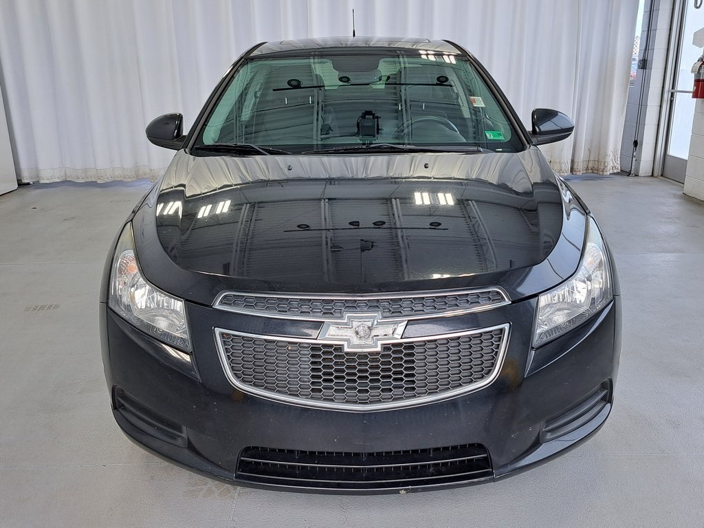 2014 Chevrolet Cruze Diesel photo 3